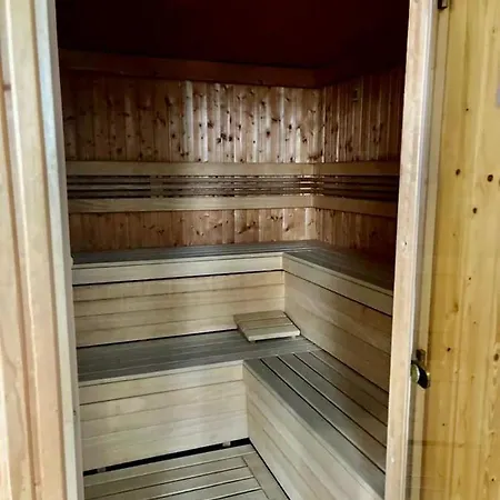 Czarny Staw Apartamentyzakopianskie Basen Sauna Jacuzzi דירה *